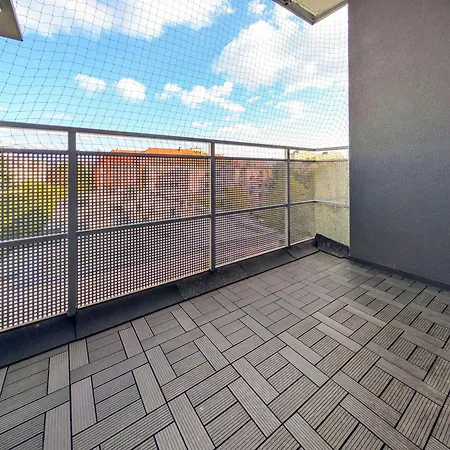 Szczepin Homely By Bookinghost Apartamento