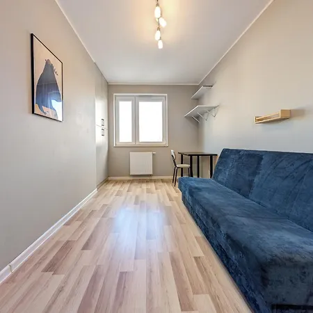 Szczepin Homely By Bookinghost *