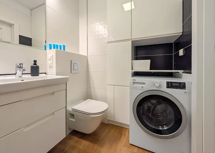 Szczepin Homely By Bookinghost *